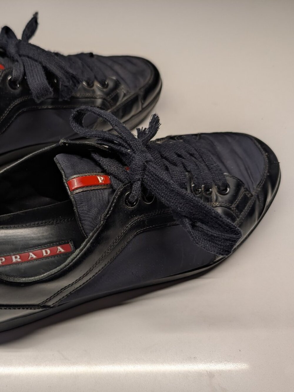 Authentic Prada Sport Linea Rossa Navy Nylon Sneakers UK 8.5 / 4E 3090 (Fits US